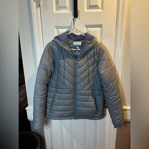 Columbia Light Gray Quilted Puffer Jacket